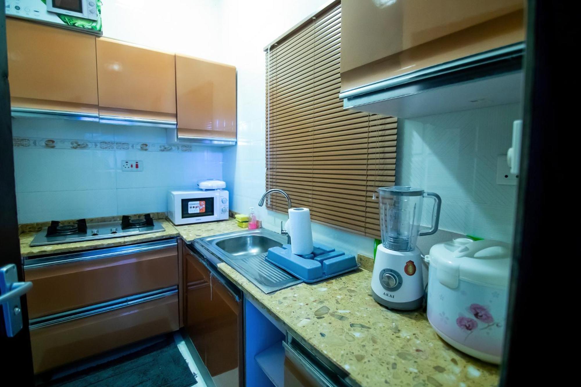Stylish East Legon Apartment - Ac, Wi-Fi, Netflix Accra Bagian luar foto