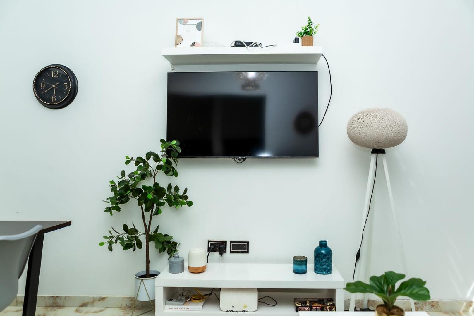 Stylish East Legon Apartment - Ac, Wi-Fi, Netflix Accra Bagian luar foto